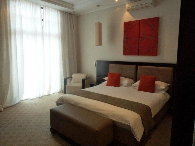 Urban Chic Boutique Hotel & Cafe Fokváros Kültér fotó