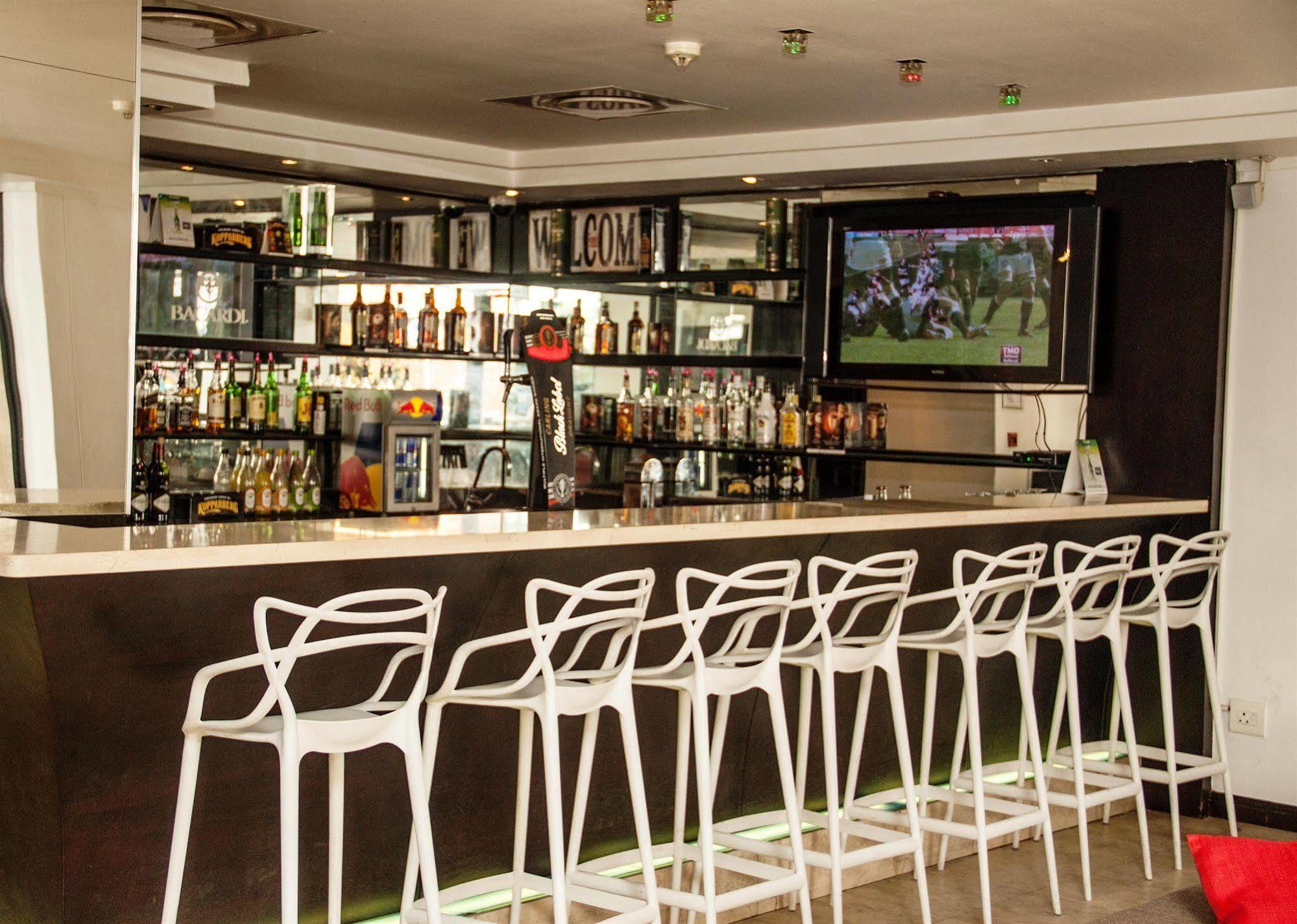 Urban Chic Boutique Hotel & Cafe Fokváros Kültér fotó