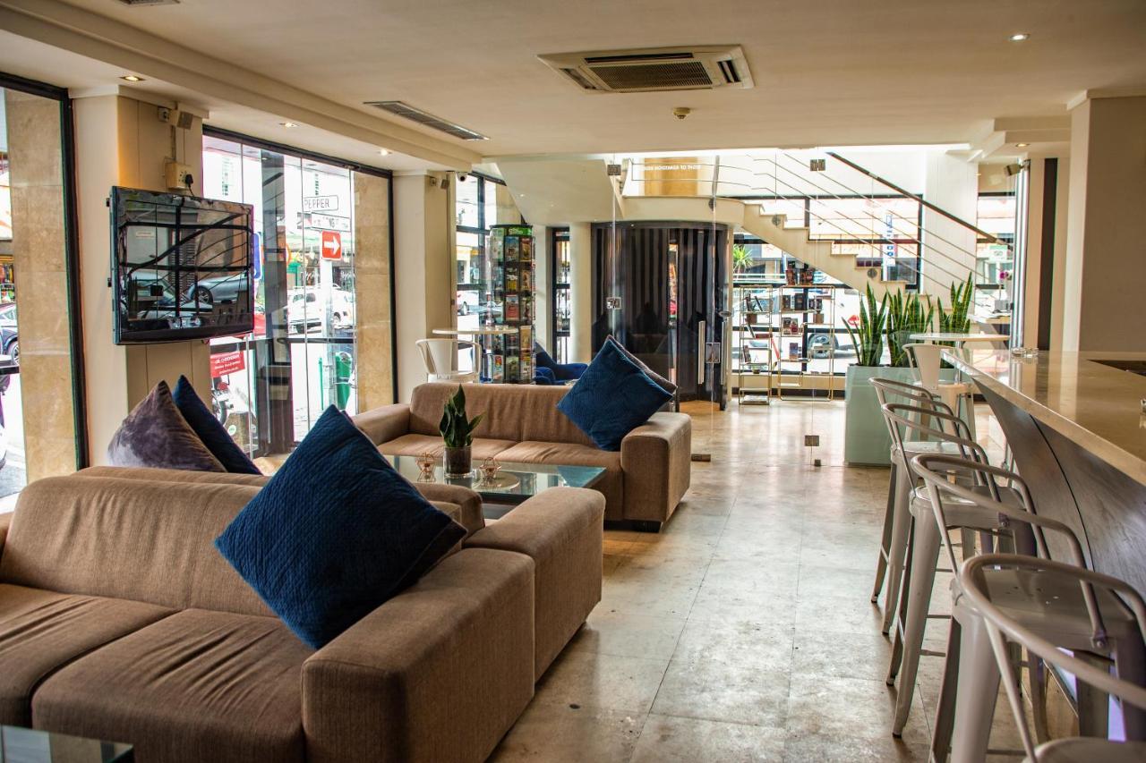 Urban Chic Boutique Hotel & Cafe Fokváros Kültér fotó