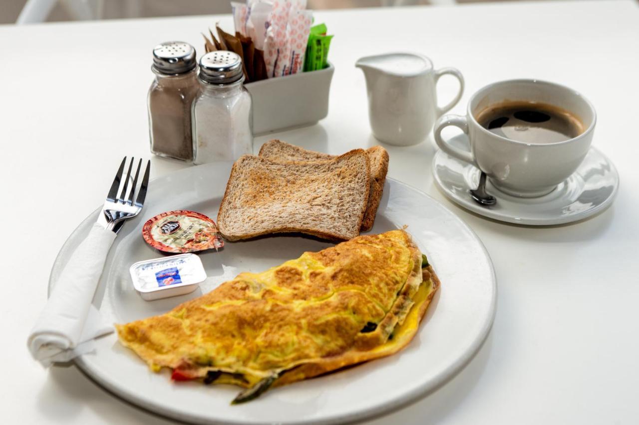 Urban Chic Boutique Hotel & Cafe Fokváros Kültér fotó
