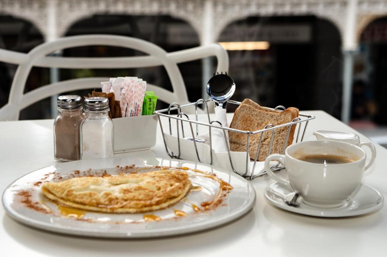 Urban Chic Boutique Hotel & Cafe Fokváros Kültér fotó