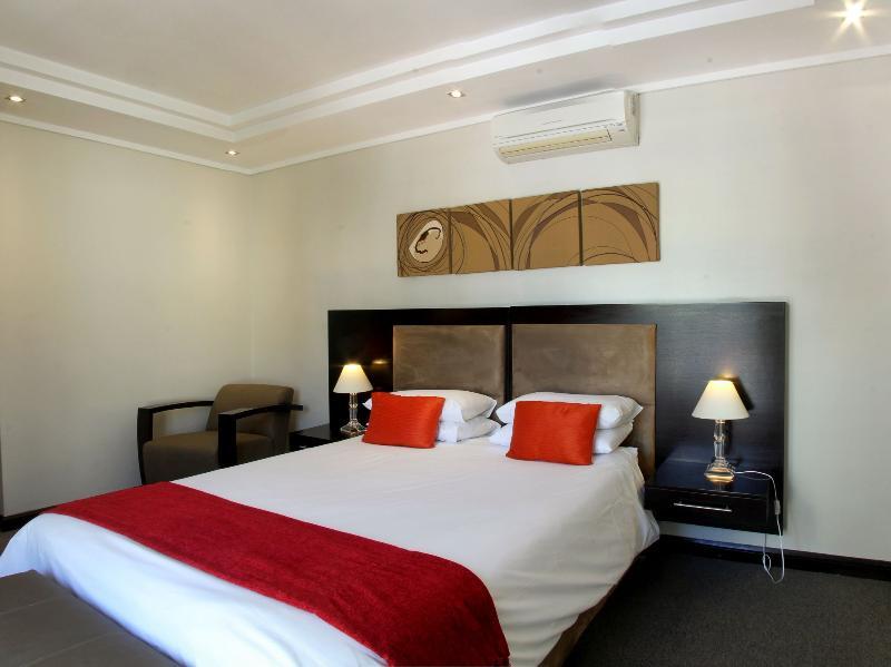 Urban Chic Boutique Hotel & Cafe Fokváros Kültér fotó