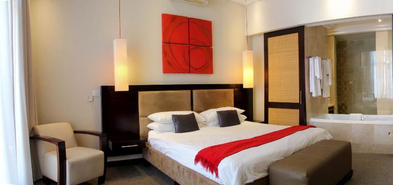 Urban Chic Boutique Hotel & Cafe Fokváros Kültér fotó